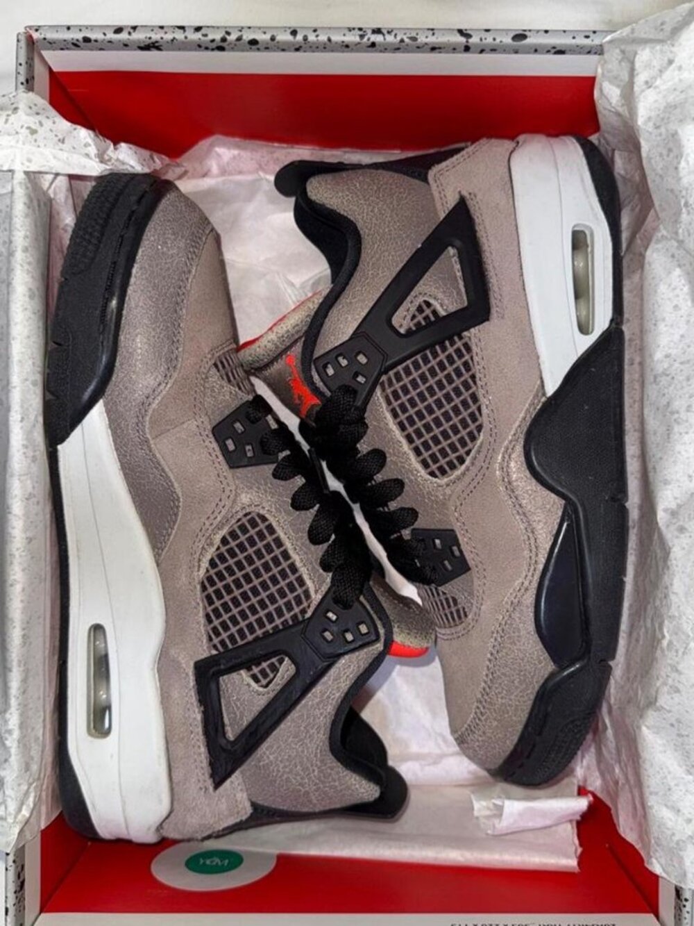Air Jordan 4 Retro Taupe Haze GS 6Y / Women's 7.5 w/ Box